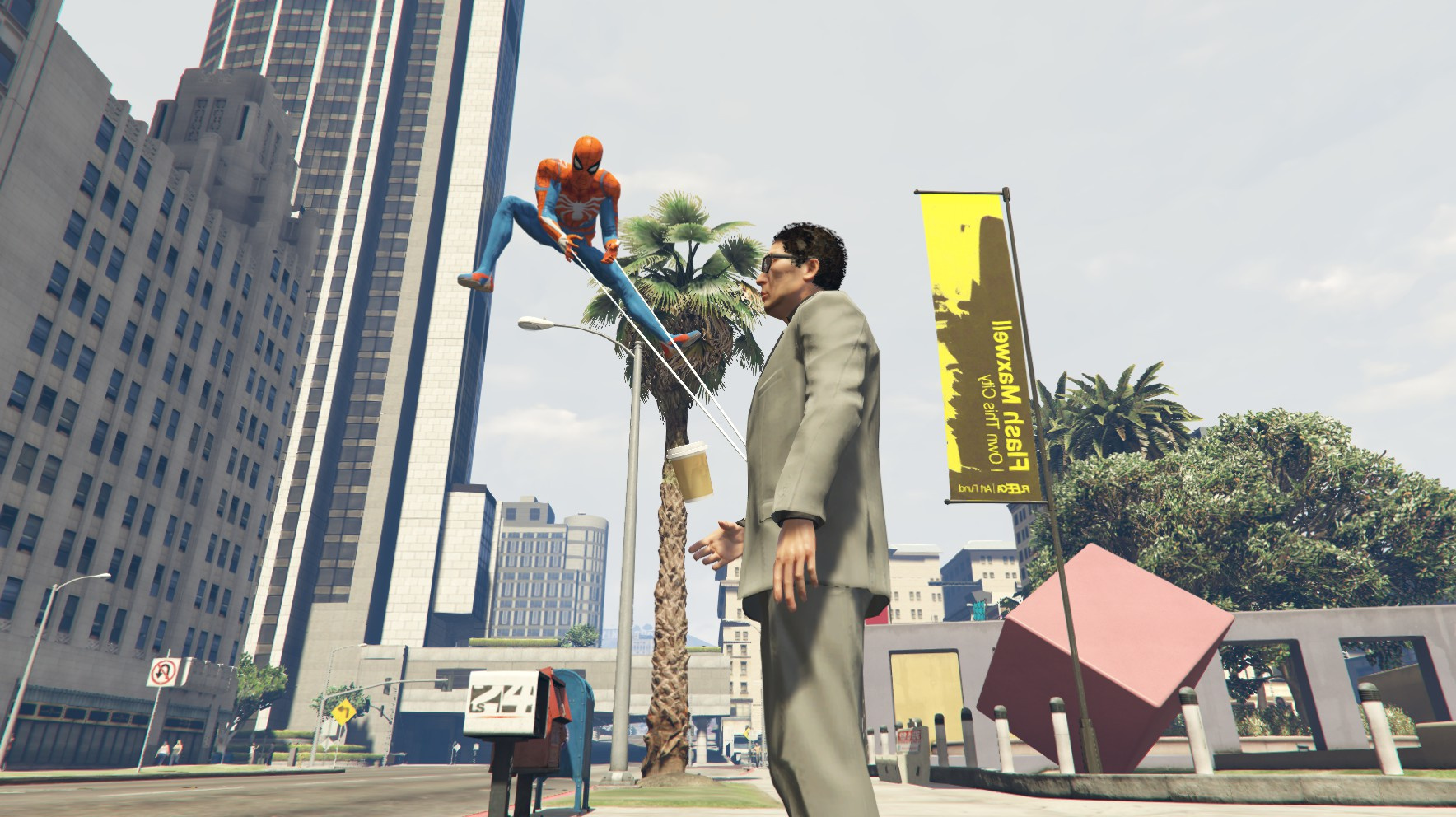 GTA V 스파이더맨 모드 플레이 장면